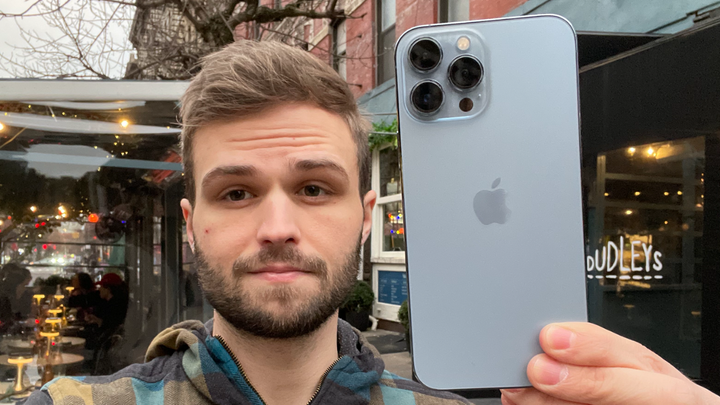 iPhone 13 Pro Max in 2024 - Real Day in the Life Review!